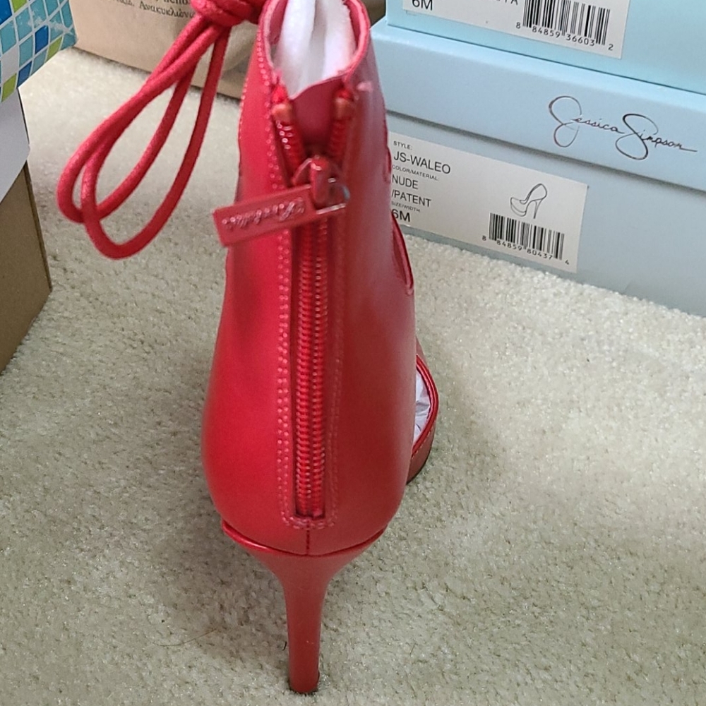 Red Shoes - Picture 3 of 4